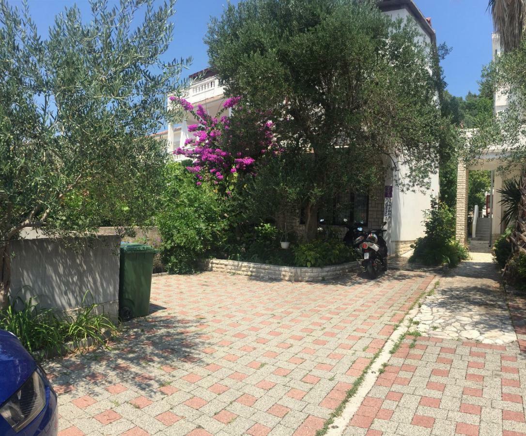 Apartments Matusan Palit Экстерьер фото